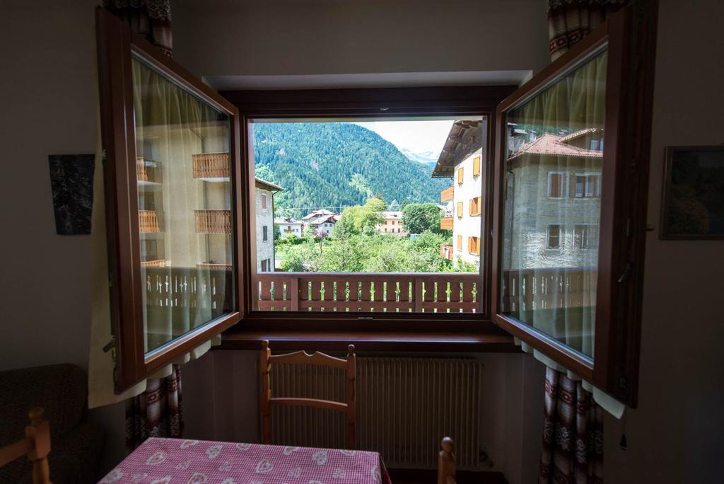 Residence Alpen Casavacanze Pinzolo Quarto foto